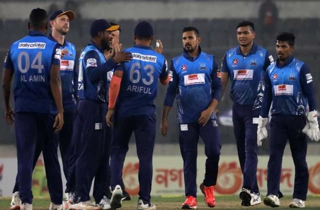 Dhaka Dominators defend 108 to beat Khulna Tigers
