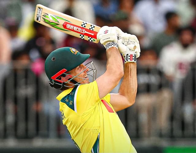 Marsh, Philippe guide Australia to a crushing victory over India in Perth