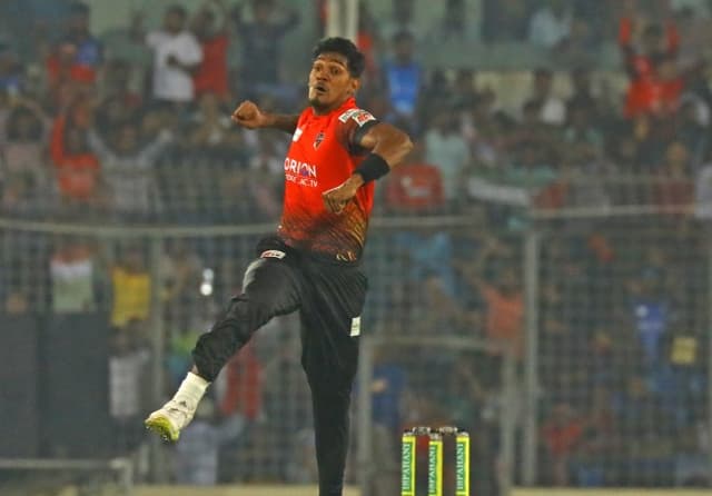 Musfik Hasan bowls most expensive spell in BPL history