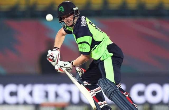 William Porterfield announces retirement from international cricket