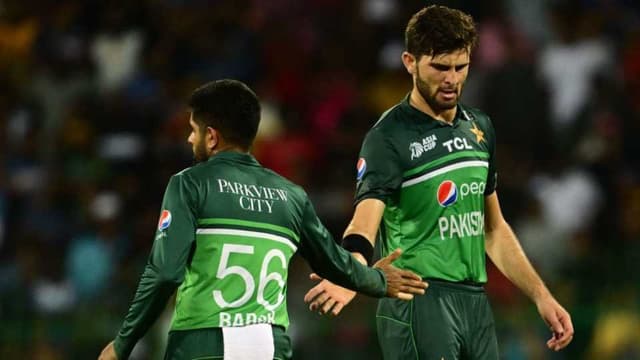 Shaheen Afridi Dismisses Rumors of Rift with Babar Azam After Leadership Change