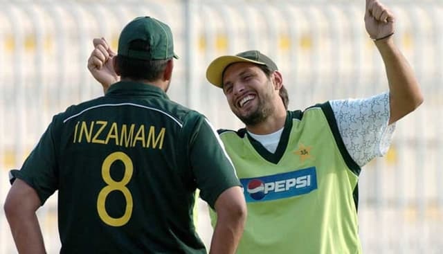 Afridi, Inzamam Sign Up for Tape-Ball Cricket in Sharjah