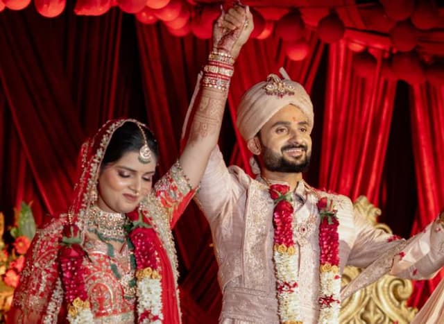 India Star Breaks Silence on Why He Didn't Invite Dhoni, Kohli and Rohit to His Wedding