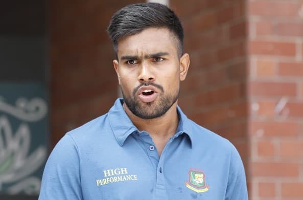 Akbar Ali completes level-2 coaching course in England to sharpen cricketing skills