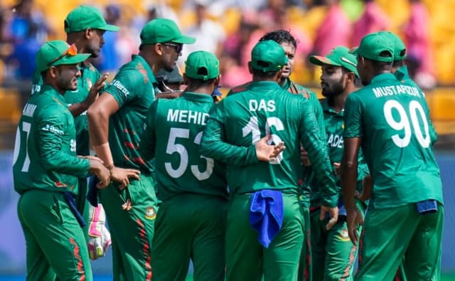 Live: Australia send Bangladesh to bat first, Bangladesh make three changes