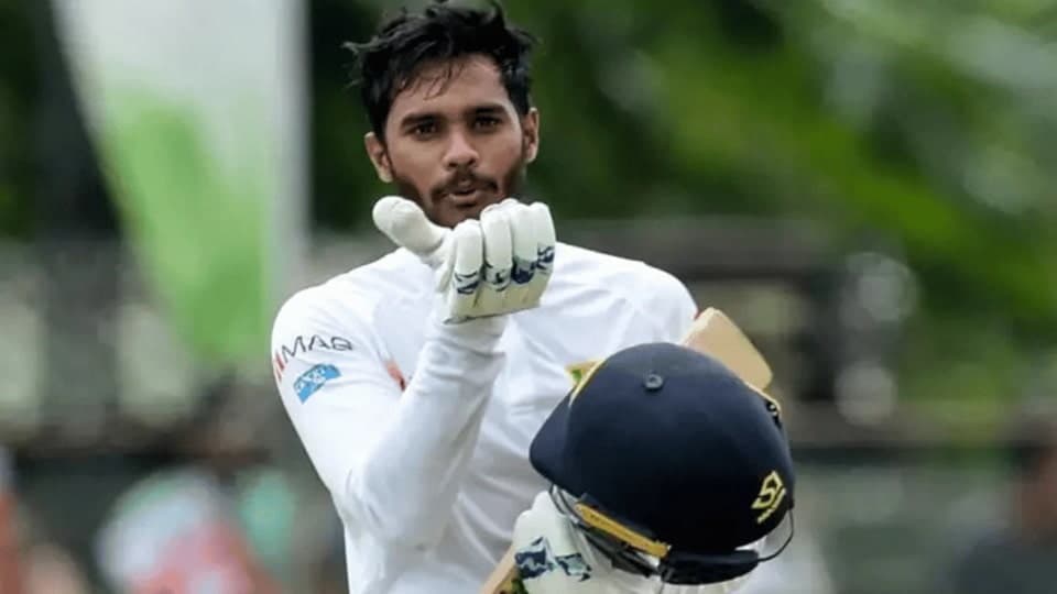 Dhananjaya de Silva Steps Down as Sri Lanka Test Captain