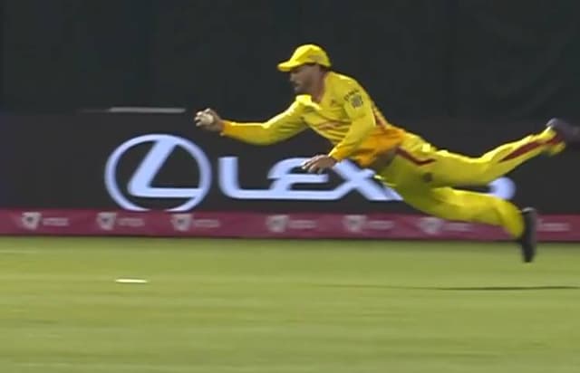 MLC 2026: 41-year-old Faf du Plessis pulls off a one-handed screamer