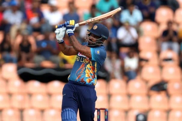 SLC unbans Dhanushka Gunathilaka