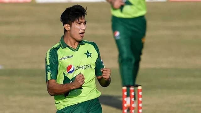 Mohammad Hasnain replaces Shaheen Afridi in Asia Cup 2022