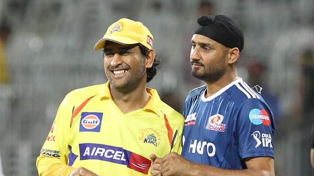 "No, I don't speak to MS Dhoni.." Harbhajan Singh Opens Up About His Strained Relationship with MS Dhoni