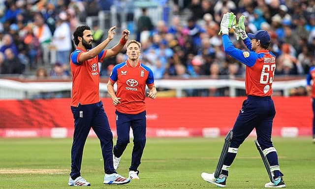 Jacob Bethell's sensational 76* helps England crush India in the second T20I