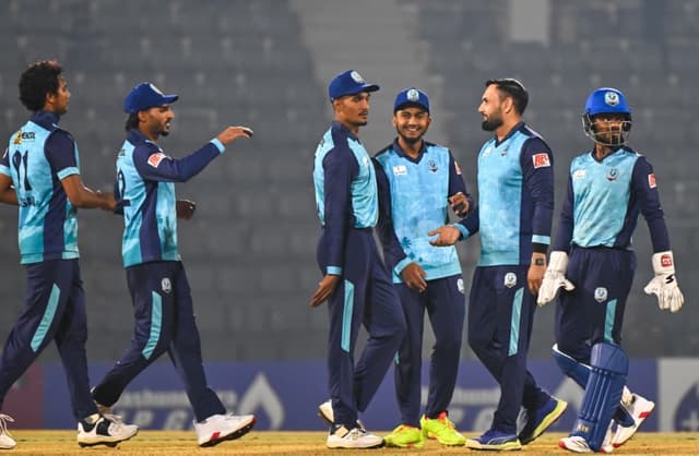 Late drama seals Noakhali Express’ first victory in BPL