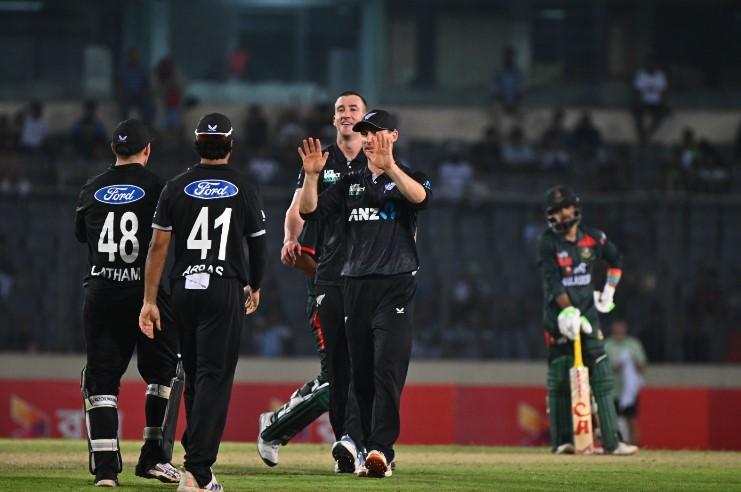 Bangladesh lose first ODI to New Zealand by 26 runs