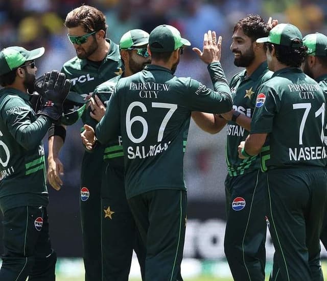 Clinical Pakistan clinch an ODI series in Australia for the first time since 2002