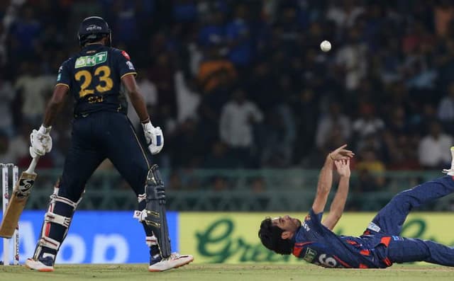 WATCH: Ravi Bishnoi pulls off a one-handed screamer to dismiss Kane Williamson