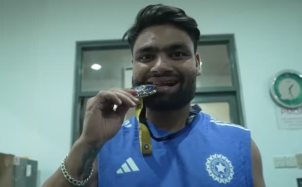 Rinku Singh wins 'Fielder of the Series' award for Sri Lanka T20I series