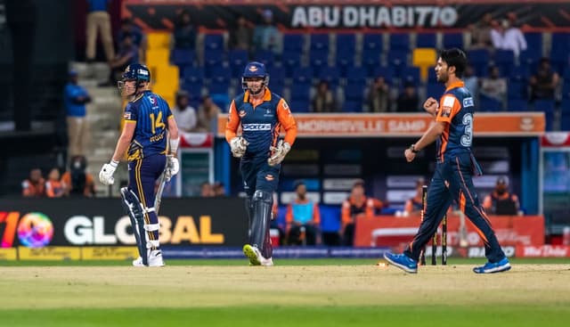 Moeen Ali, Salman Irshad steer Samp Army to a pulsating 6-wicket win over Deccan Gladiators
