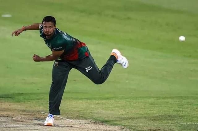 Shakib achieves another milestone