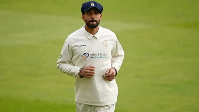 Shan Masood Signs All Format Deal with Leicestershire