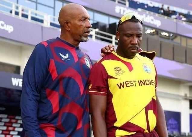 I don't think that I should be begging people to play for their countries: West Indies coach Phil Simmons